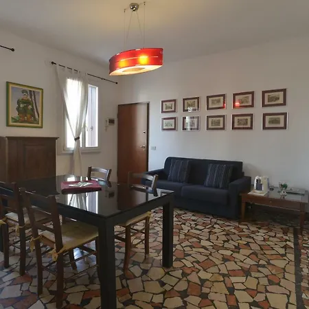Alloggi Alba Apartamento *